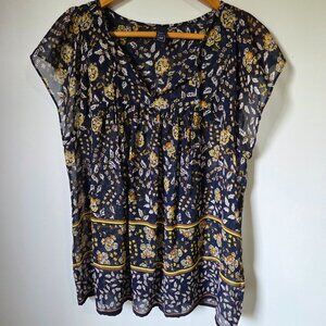 EUC GAP FLORAL BOHO SPLIT V NECK LIGHTWEIGHT TOP SIZE M